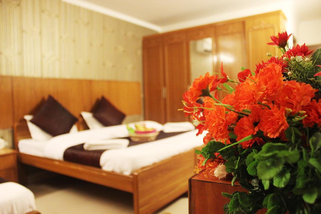 Hotel Delhi Marine Club C6 Vasant Kunj Нью-Дели Экстерьер фото